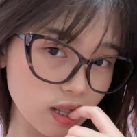 Riska Saputri Nua