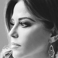 Robin Meade Nua