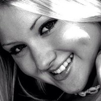 Robyn Bewersdorf Nua