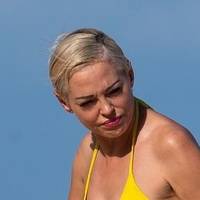 Rose McGowan Nua