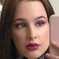 Rose Olivia Nua