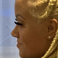 rozsacinti Nua