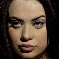 Sabina Rouge Nua