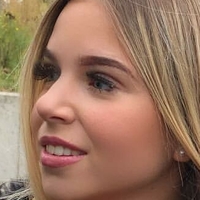 sabrinasedlatschek Nua