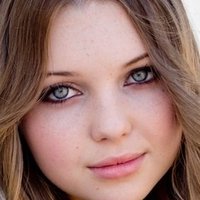 Sammi Hanratty Nua