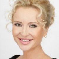 Sandra Navidi Nua