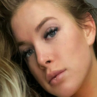 Sara Massie Nua