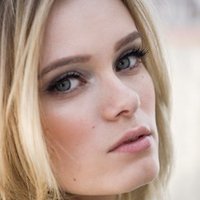 Sara Paxton Nua