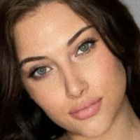 Sarah Hamilton Nua