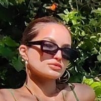 Sarah Lahbati Nua