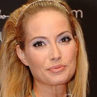 Sarah Valentina Winkhaus Nua
