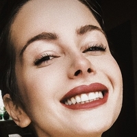Sasha Shenderey Nua