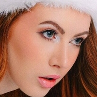 Scarlett Howard Nua