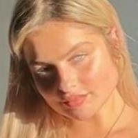 Schepenslaura curvychubgirl Nua