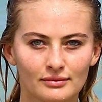 Selena Weber Nua