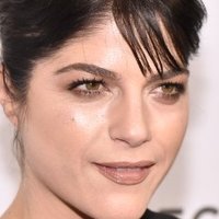 Selma Blair Nua