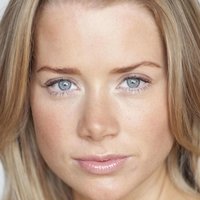 Shara Connolly Nua