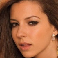 Shelby Chesnes Nua