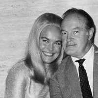 Shirley Eaton Nua