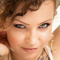 ShootCynVicious Nua