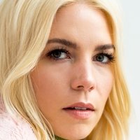 Skylar Grey Nua