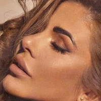 Sofia Stuzhuk Nua