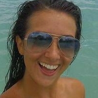 Sondra Telarroja Nua
