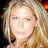 Sonya Walger Nua