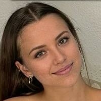 Sophiakate Nua