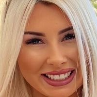 Sophie Louise Nua