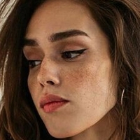 Stefani Mohort Nua