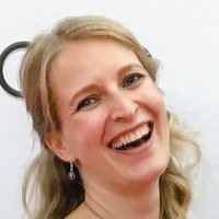 Stefanie von Poser Nua