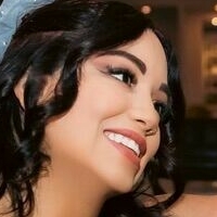 Stefanycastellanoss Nua