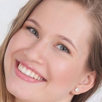 Stella Gardo Nua