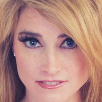 Stephanie Grote Nua