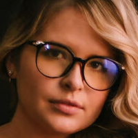 Stephanie Houston Nua