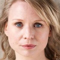 Stephanie Schönfeld Nua