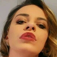 Stephanie Taylor Nua