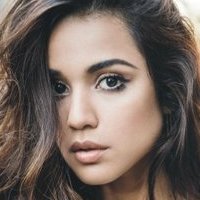 Summer Bishil Nua