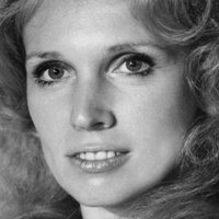 Susan Anspach Nua