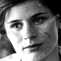 Suzanna Hamilton Nua