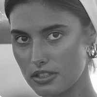 Sveta Shirshova Nua