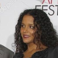 Sydney Tamiia Poitier Nua