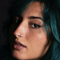 Talia Pissialli Nua
