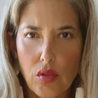 Tania Riquenes Nua