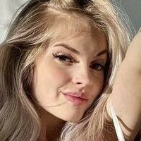 tati_tatiii18 Nua