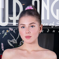 Taya Amour Angels Nua