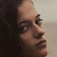 Taya Brooks Nua