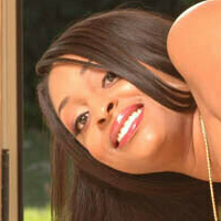 therealcarmenhayes Nua