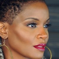 Tomiko Fraser Nua